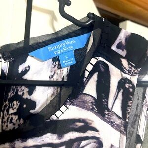 Multiple dresses, one Vera Wang top all large except Vera dress XL